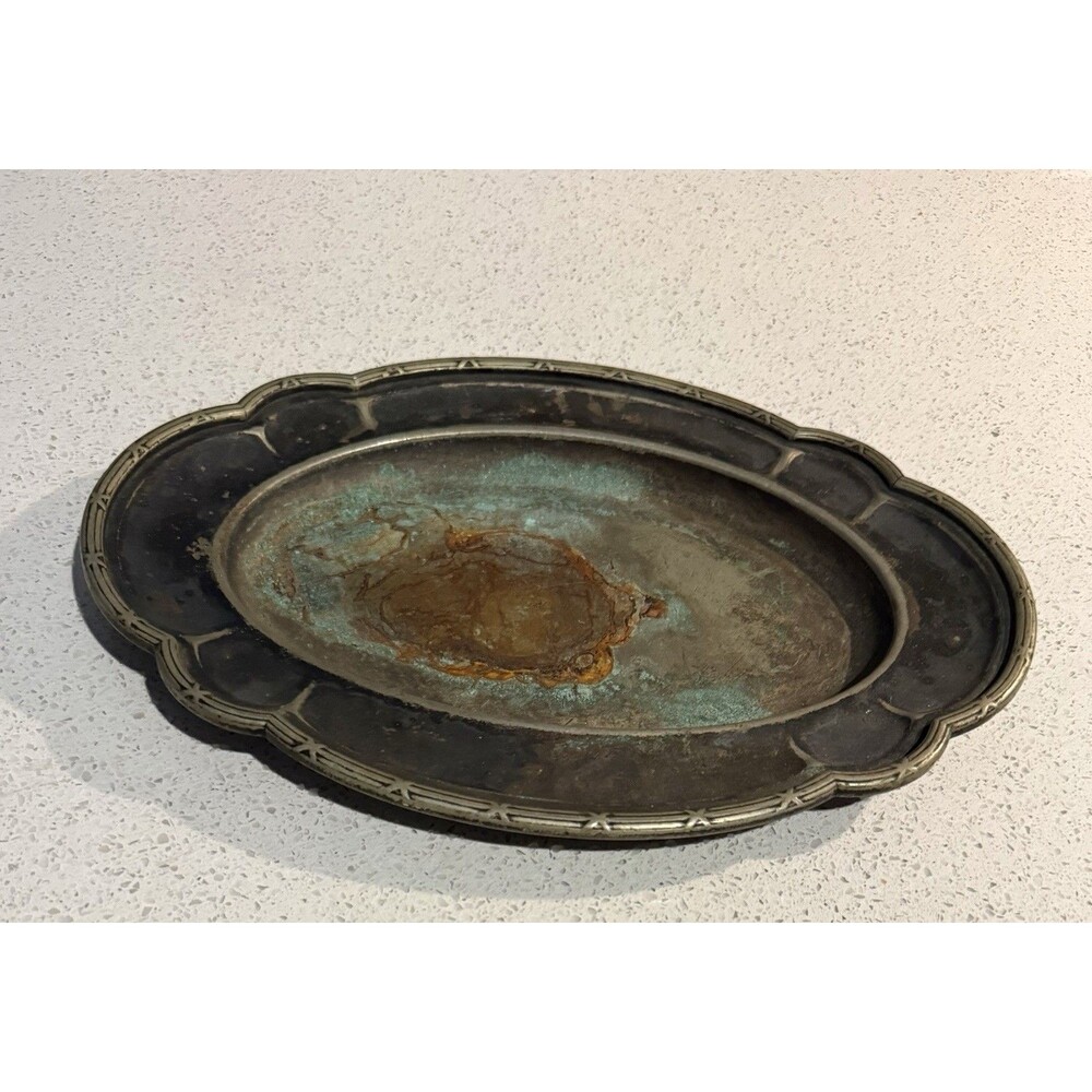 WARNER BROS. STUDIOS PROP SILVER TRAY WITH UNIQUE DESIGN